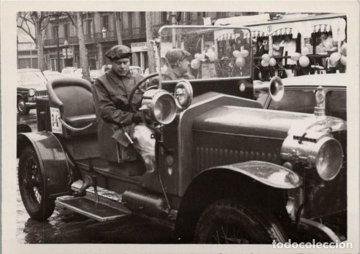Fotograf&iacute;a antigua: Rallye Barcelona-Sitges (2) - A&ntilde;os 60&middot;70? - Peque&ntilde;a Fotograf&iacute;a - 108x77mm.