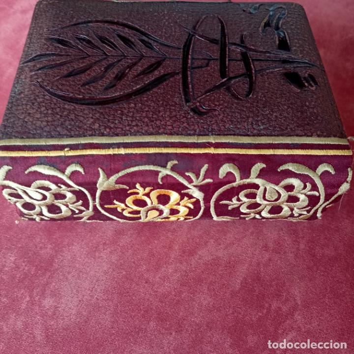 Fotograf&iacute;a antigua: &Aacute;lbum con Fotograf&iacute;as 1900