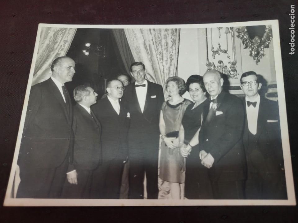 Fotograf&iacute;a antigua: ANTIGUA PERSONALIDADES CASINO DE MURCIA FOTO ALBA 1967