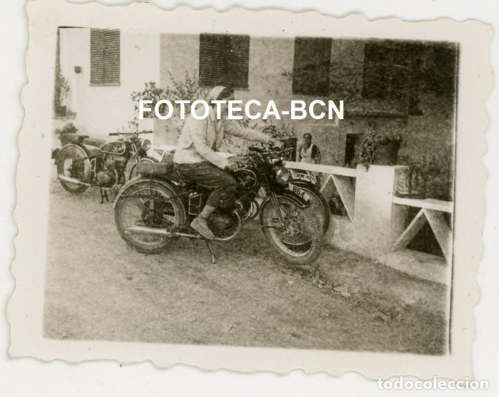 Photographie ancienne: FOTO ORIGINAL MOTO MOTOCICLETA MATRICULA RFME A&Ntilde;OS 40/50
