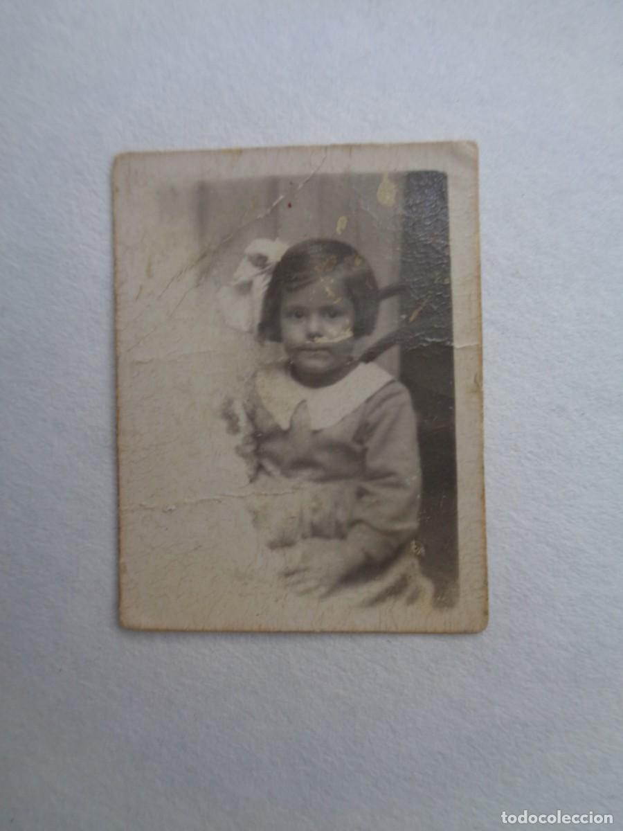 Fotografia antiga: PEQUE&Ntilde;A FOTO DE NI&Ntilde;A CON LAZO