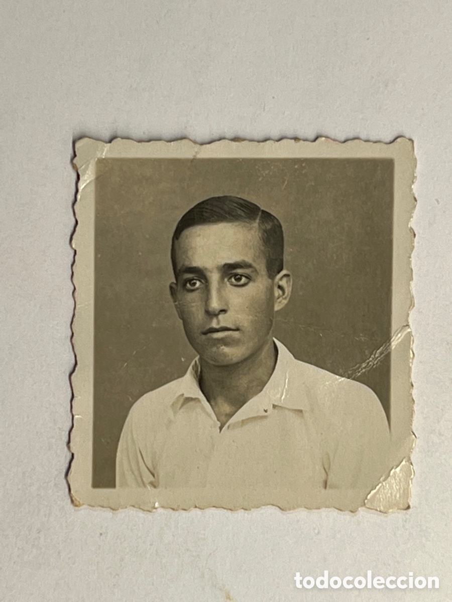 Photographie ancienne: FOTOMATON. Fotograf&iacute;a joven y guapo repeinado&hellip; (h.1935?) Med&iacute;das: 4 x 4,5 cm.,