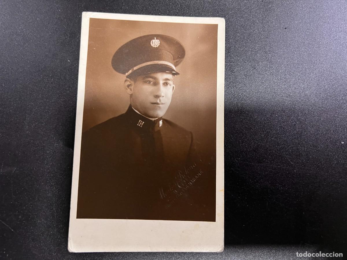 Fotograf&iacute;a antigua: FOTOGRAF&Iacute;A MILITAR CUBANO. FOTOGRAFO MARTE Y BELONA. LA HABANA. MEDIDAS APROX.: 13.5 X 8.5 CM