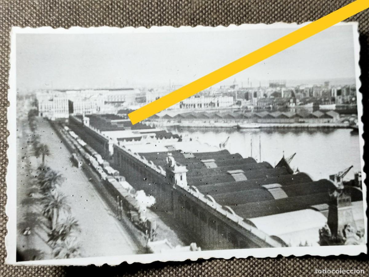 Photographie ancienne: Antigua fotograf&iacute;a. Puerto de Bacelona. Foto a&ntilde;os 50.