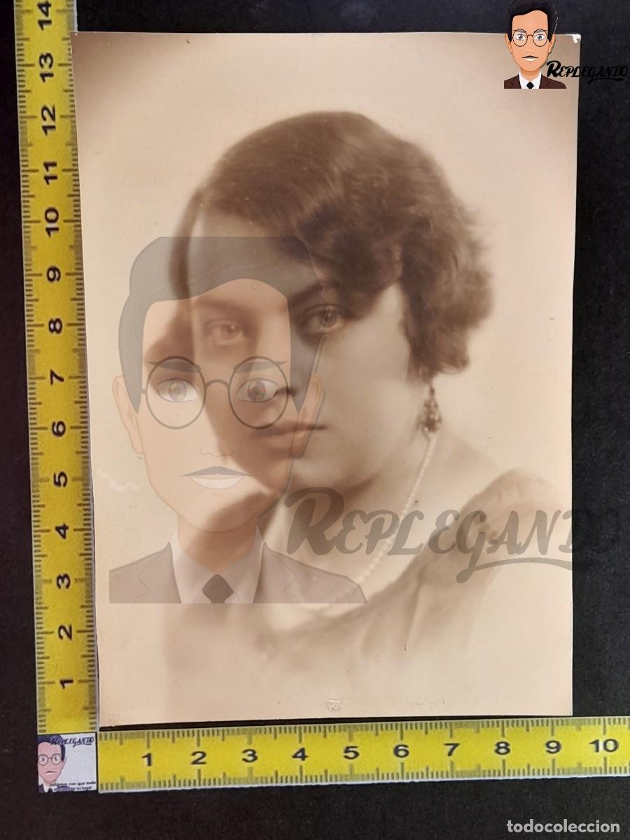 Fotografia antiga: RETRATO MUJER CON COLLAR DE PERLAS Y PENDIENTES - FOTO ANTIGUA ESTUDIO BLANCO Y NEGRO - A&Ntilde;OS 40/50