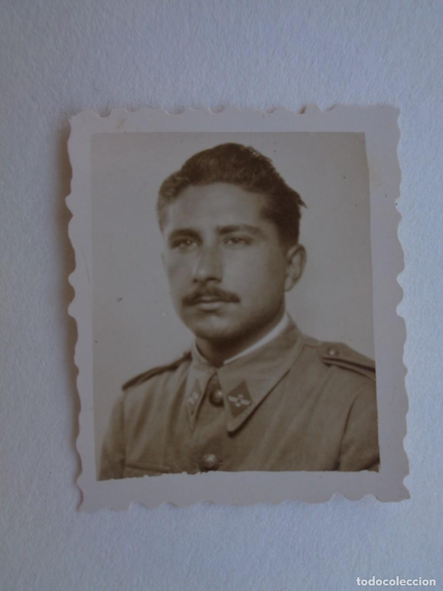 Fotograf&iacute;a antigua: AVIACION : FOTO DE CARNET DE MILITAR DEL EJERCITO DEL AIRE. A&Ntilde;OS 40