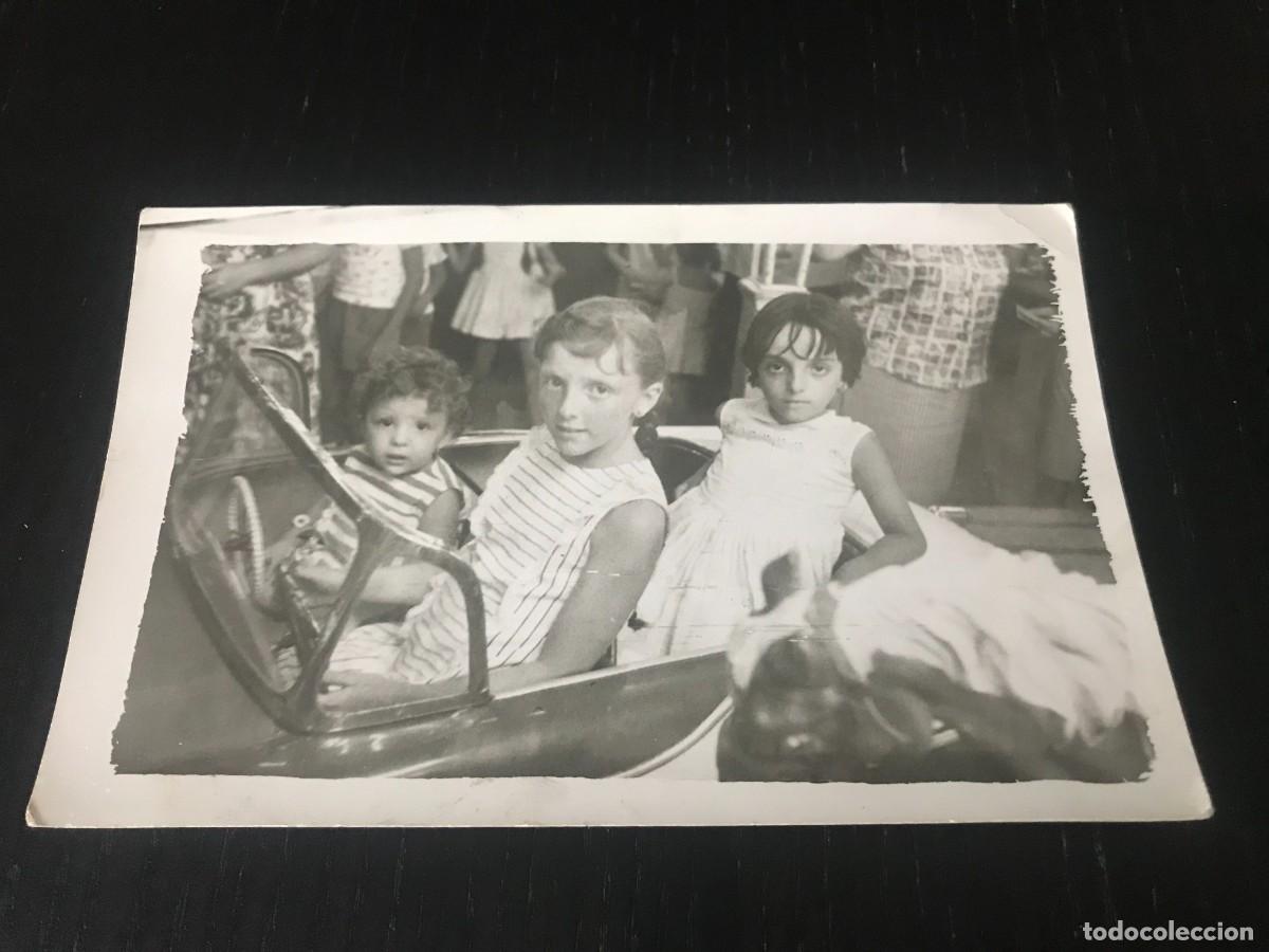 Antique Photography: FOTO NI&Ntilde;OS EN TIOVIVO COCHE FERIA PEDALES INFANTIL - FOTOGRAFIA ANTIGUA ORIGINAL 9x14