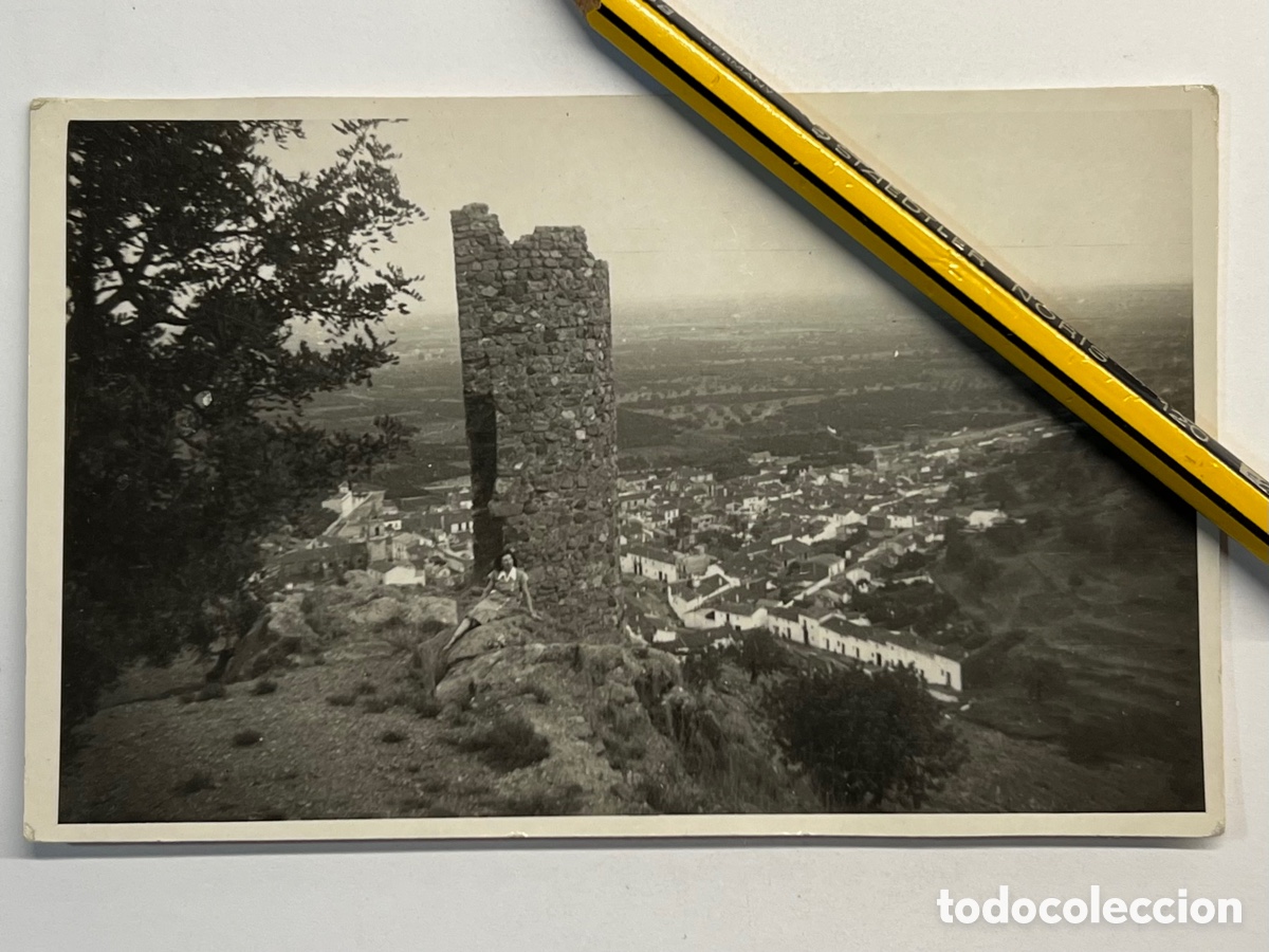 Fotografia antiga: VILLAVIEJA Castell&oacute;n. Fotograf&iacute;a Vista panor&aacute;mica de la ciudad desde el Castillo&hellip; (h.1957?)