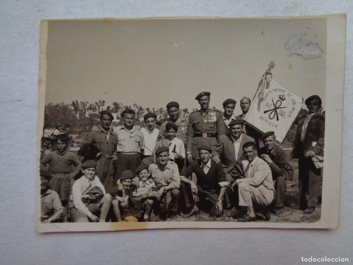 Fotograf&iacute;a antigua: POST GUERRA CIVIL - REQUETE : FOTO GRUPO DE EXCOMBATIENTES DEL TERCIO VIRGEN DE LOS REYES DE SEVILLA