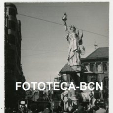 Fotografía antigua: FOTO ORIGINAL VALENCIA FALLA FIESTA DE FALLAS AÑO 1957. Lote 401075944
