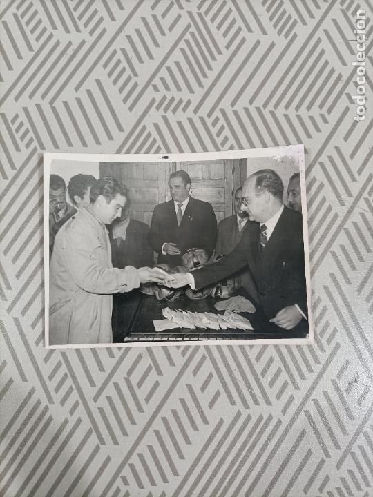 Antique Photography: Antigua fotograf&iacute;a federaci&oacute;n Andaluza de f&uacute;tbol. Delegaci&oacute;n de C&oacute;rdoba. Foto Ladis. A&ntilde;os 50. M 8,5x
