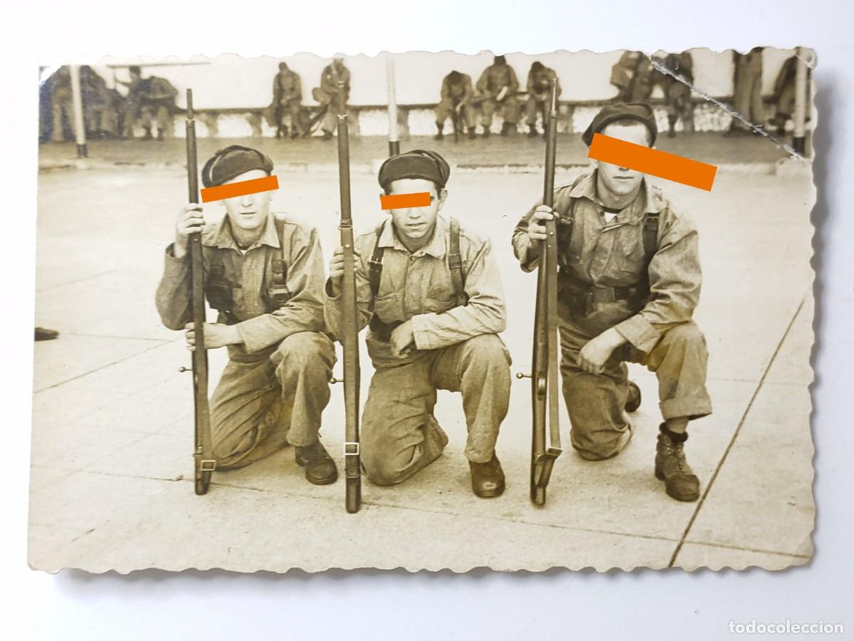 Alte Fotografie: Antigua fotograf&iacute;a. Militar, militares. A&ntilde;os 50.