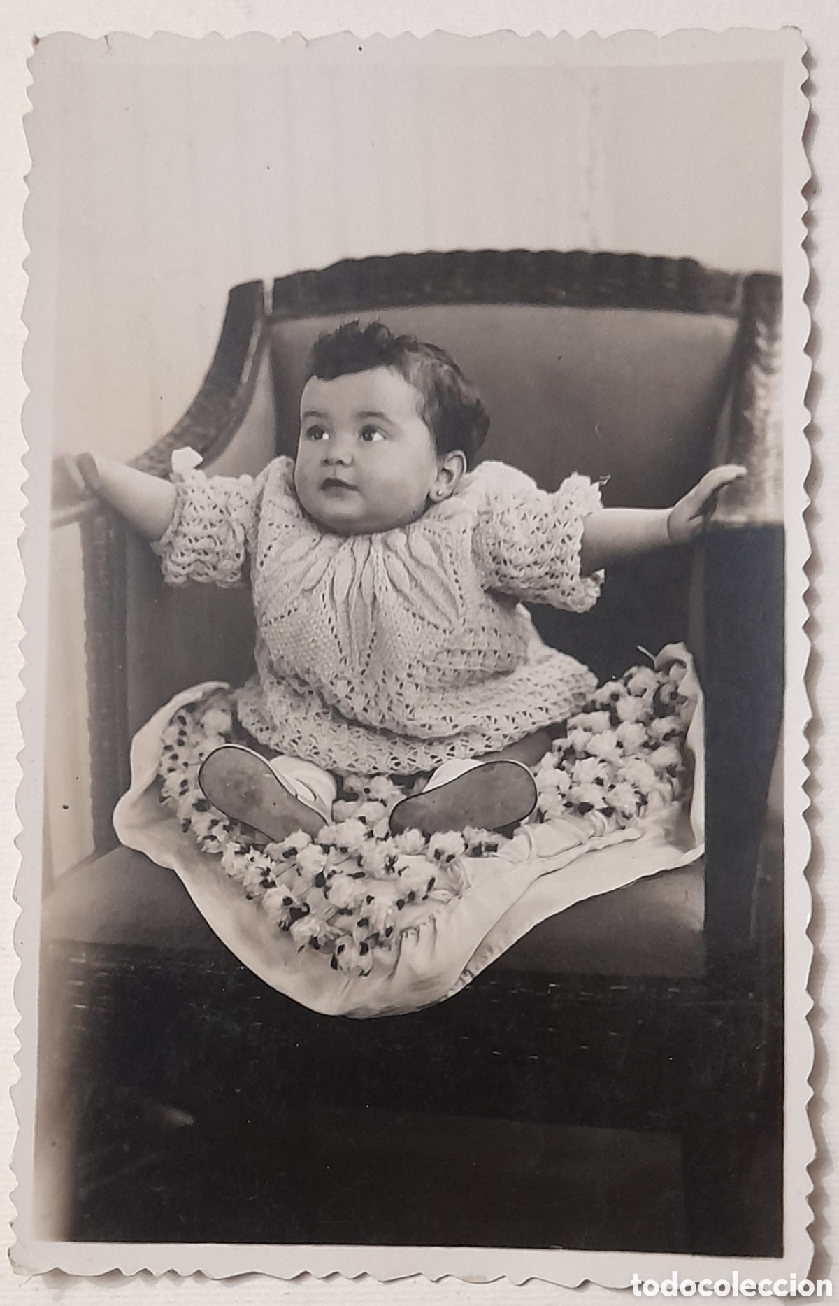 Fotografia antiga: USHUAIA - TIERRA DE FUEGO (Argentina) foto de ni&ntilde;a. Dedicada y enviada a ASTILLERO. 1937