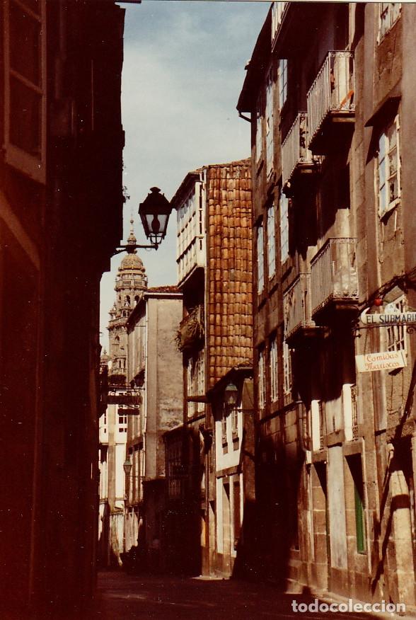 Fotografia antiga: Bella calle de Santiago de Compostela &rdquo;El Submarino&rdquo; &rdquo;Comidas Mariscos&rdquo;. A&ntilde;os 80 az