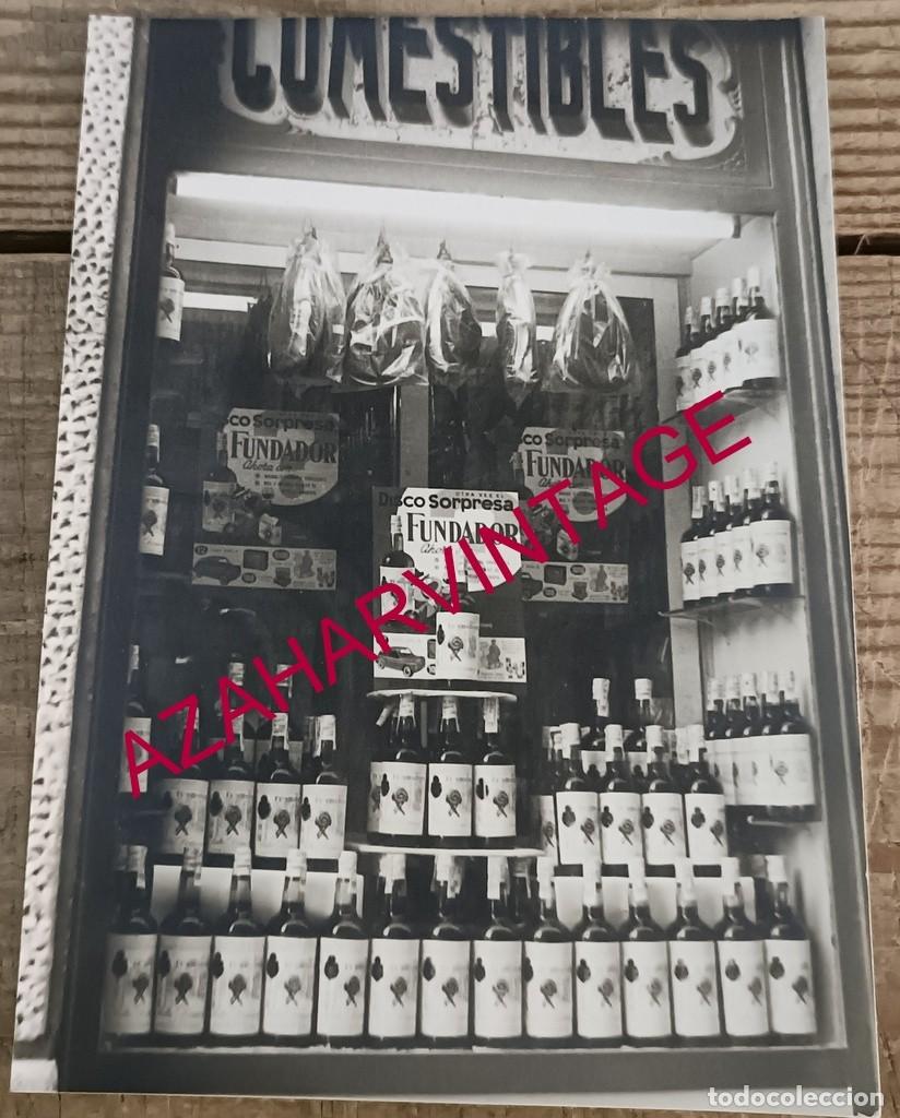 Fotograf&iacute;a antigua: ANTIGUA FOTOGRAFIA, ESCAPARATE TIENDA, BRANDY FUNDADOR, 105X150MM