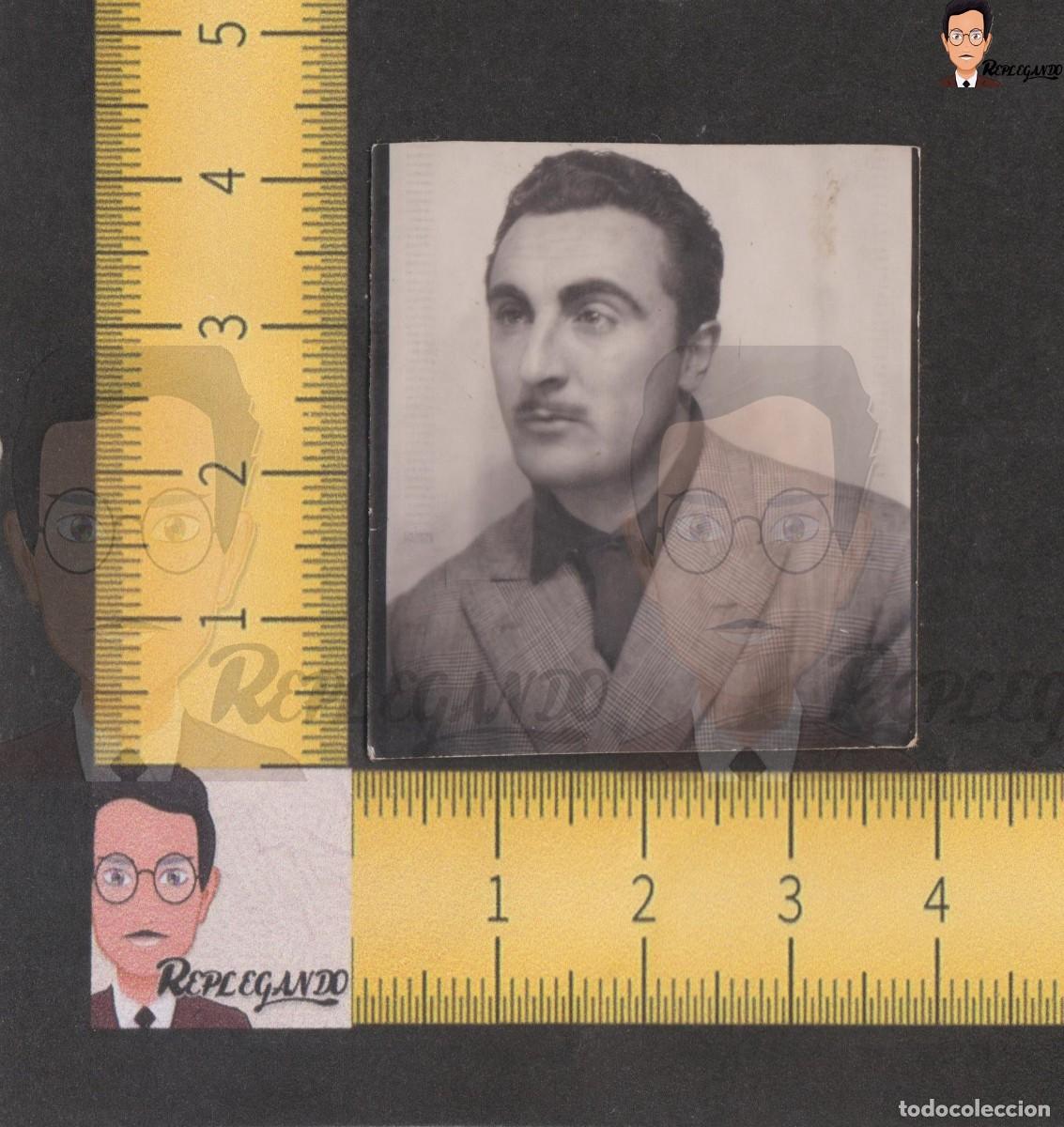 Alte Fotografie: FOTOMATON - GUAPO HOMBRE GAL&Aacute;N BIGOTE - FOTO ANTIGUA CARNET BLANCO NEGRO - PHOTOMATON A&Ntilde;O 1945 LGTB