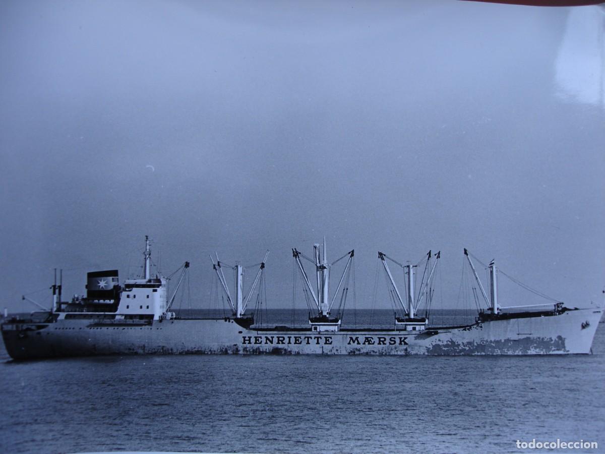 Fotograf&iacute;a antigua: FOTOGRAFIA BUQUE MERCANTE HENRIETTE MAERSK A&Ntilde;OS 50 .13X18.MARINA