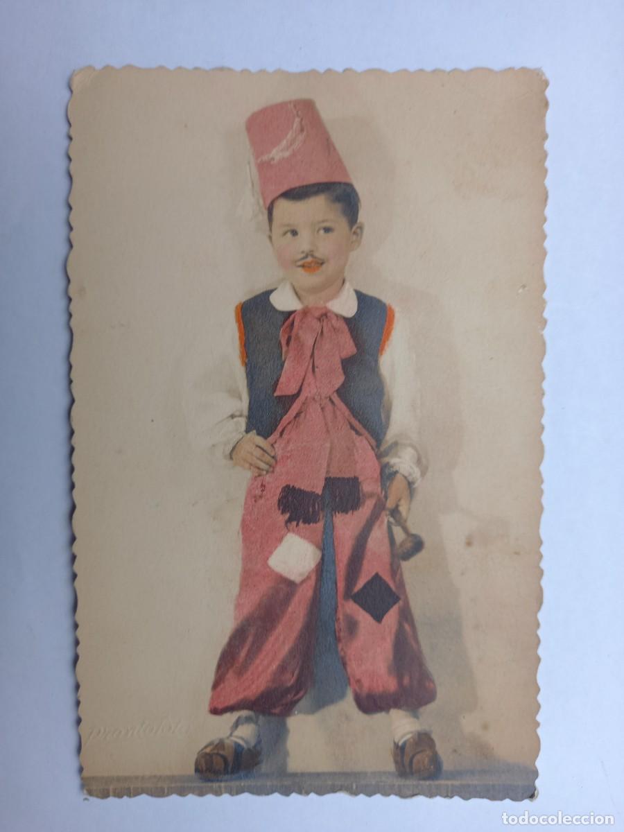 Alte Fotografie: NI&Ntilde;O CON DISFRAZ TIPICO. CHILD IN TYPICAL COSTUME. ENFANT EN COSTUME TYPIQUE.