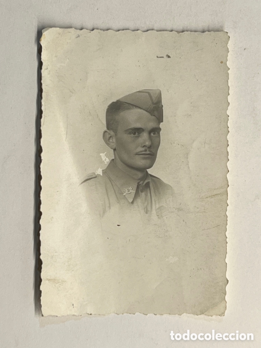 Fotograf&iacute;a antigua: VIT&Oacute;RIA MILITAR.. Fotografia Cabo de la Legi&oacute;n? A.S. Koch&hellip; (h.1945?)