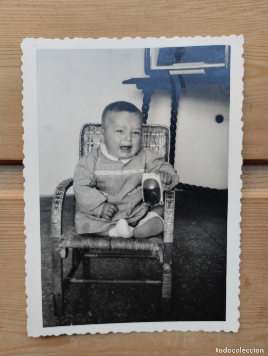 Fotografia antica: Fotograf&iacute;a antigua de un beb&eacute; llorando. A&ntilde;os 60-70. Ni&ntilde;o expresa sus emociones
