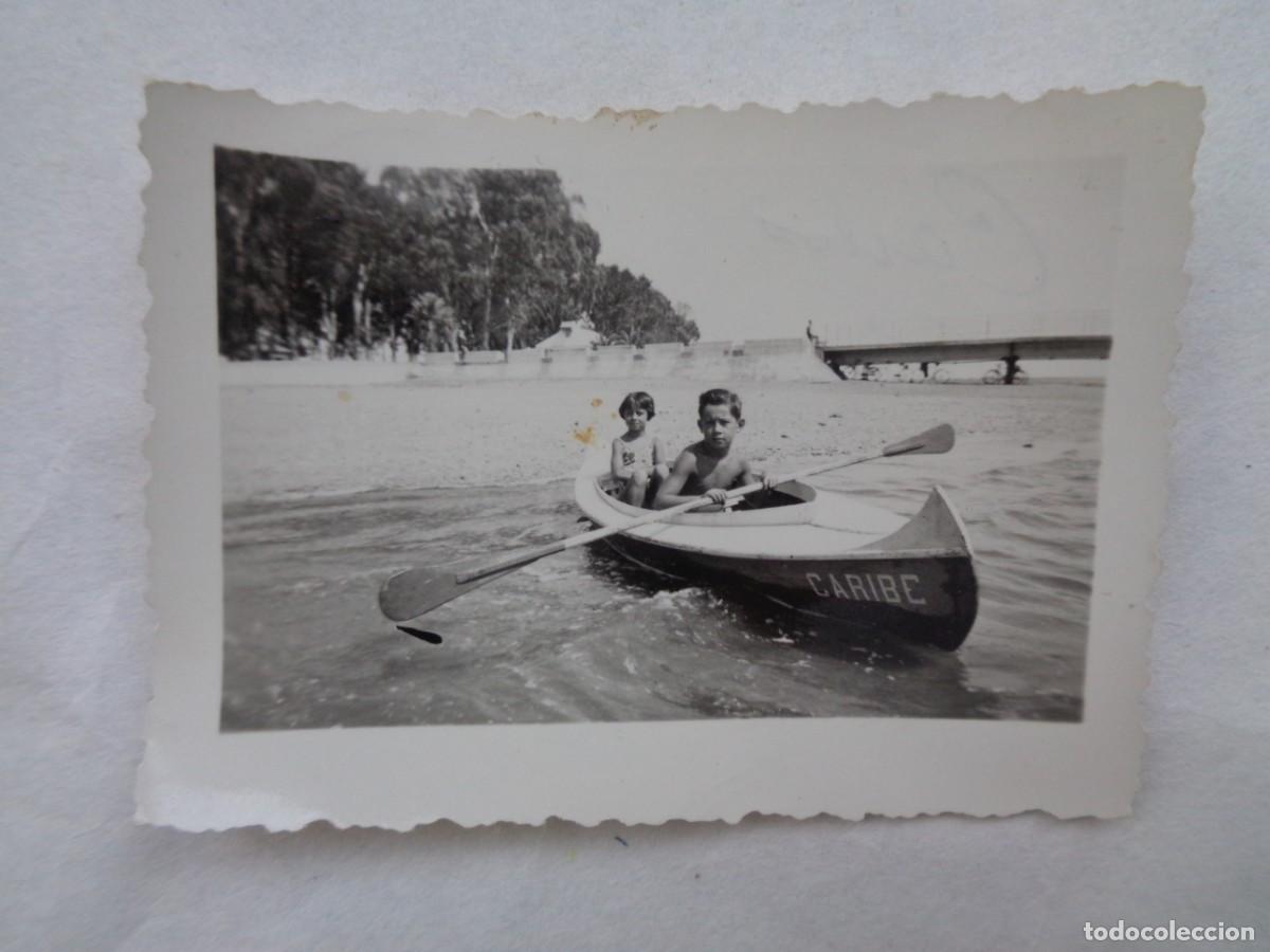 Fotografia antiga: FOTO DE NI&Ntilde;OS EN UNA CANOA. PUNTA DEL CEBO, 1958