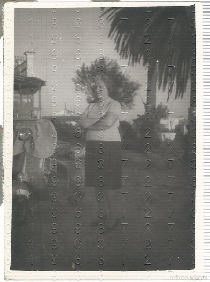 Fotograf&iacute;a antigua: VESPA FOTOGRAFIA UNICA ARCHIVO JOSE FRIQUELME MORALES CAMAS 10X7 L35
