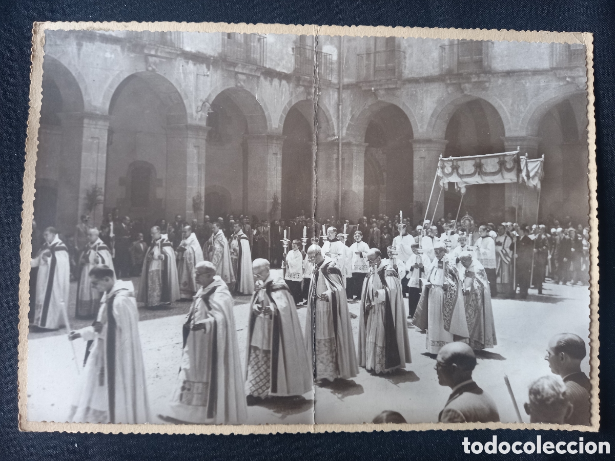 Fotograf&iacute;a antigua: Foto MONTSERRAT. Comunidad Benedictina..A&ntilde;o 1954..23 x 16 ctms