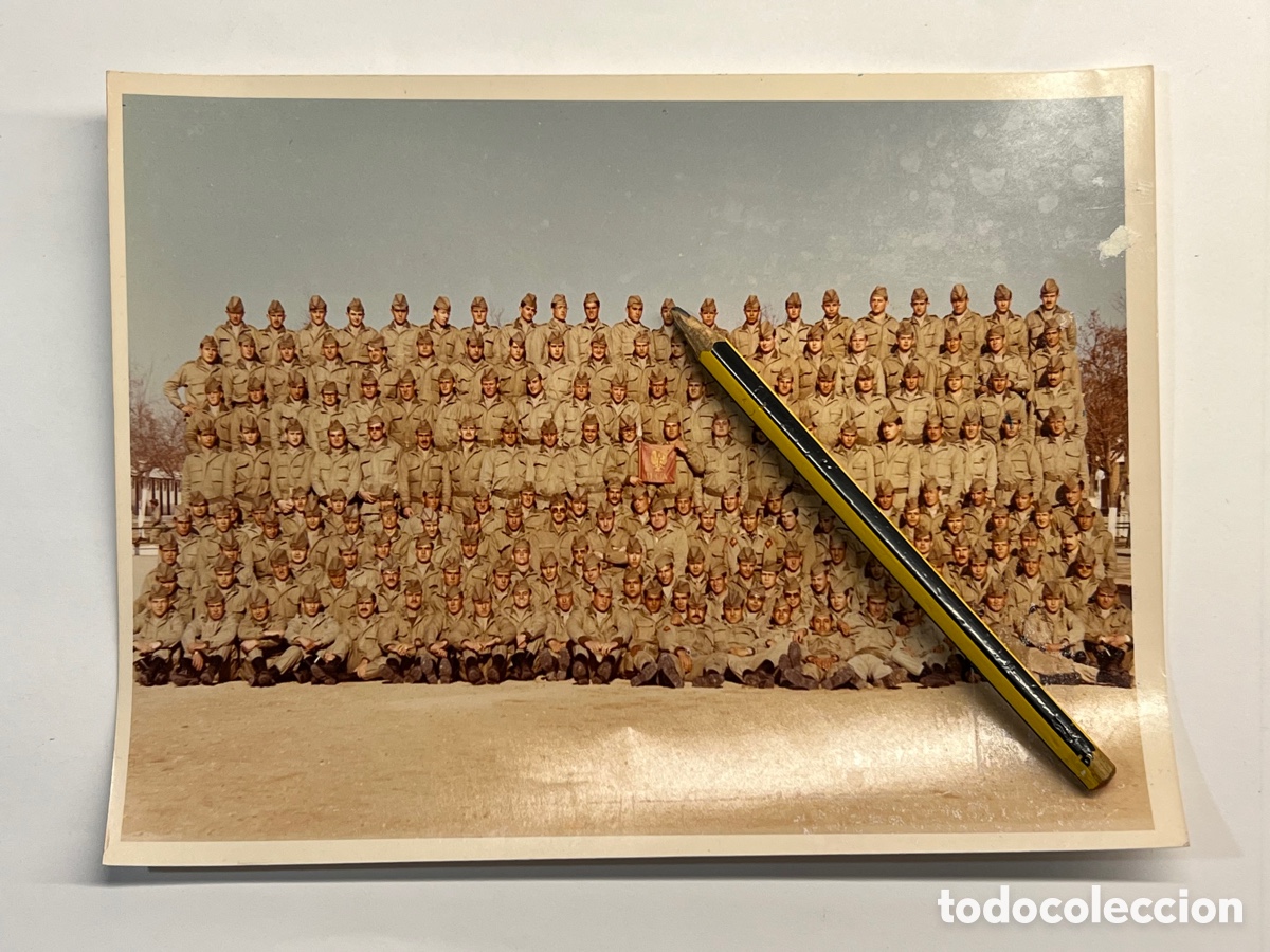 Fotografia antiga: MILITAR. Fotograf&iacute;a para el recuerdo.., C.I.R. II Segunda Compa&ntilde;&iacute;a&hellip; (h.1960?)