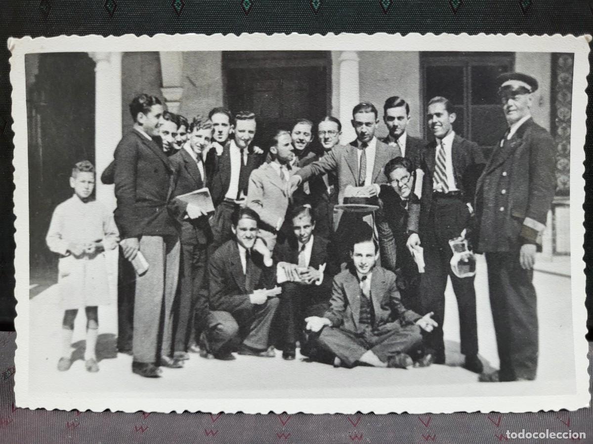 Photographie ancienne: ANTIGUA FOTOGRAFIA GRUPO ESTUDIANTES UNIVERSIDAD DE MURCIA ?