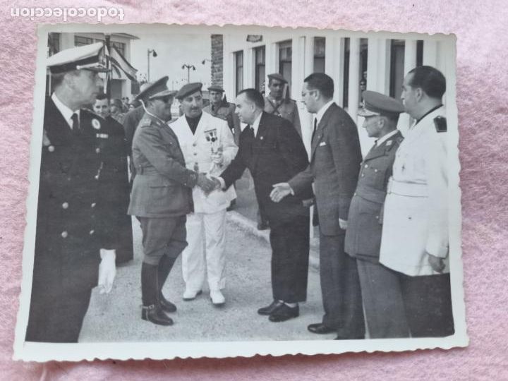 Antique Photography: LUGO GALICIA GENERAL FRANCO Y MILITARES EN FRIGSA 8 X 12 CM BUEN ESTADO