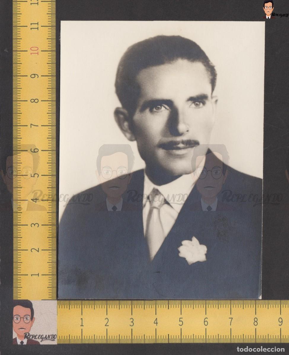 Photographie ancienne: RETRATO HOMBRE JOVEN CON BIGOTE FINO - GAL&Aacute;N HOMBRE - FOTO ANTIGUA ESTUDIO A&Ntilde;OS 40 ESPA&Ntilde;A