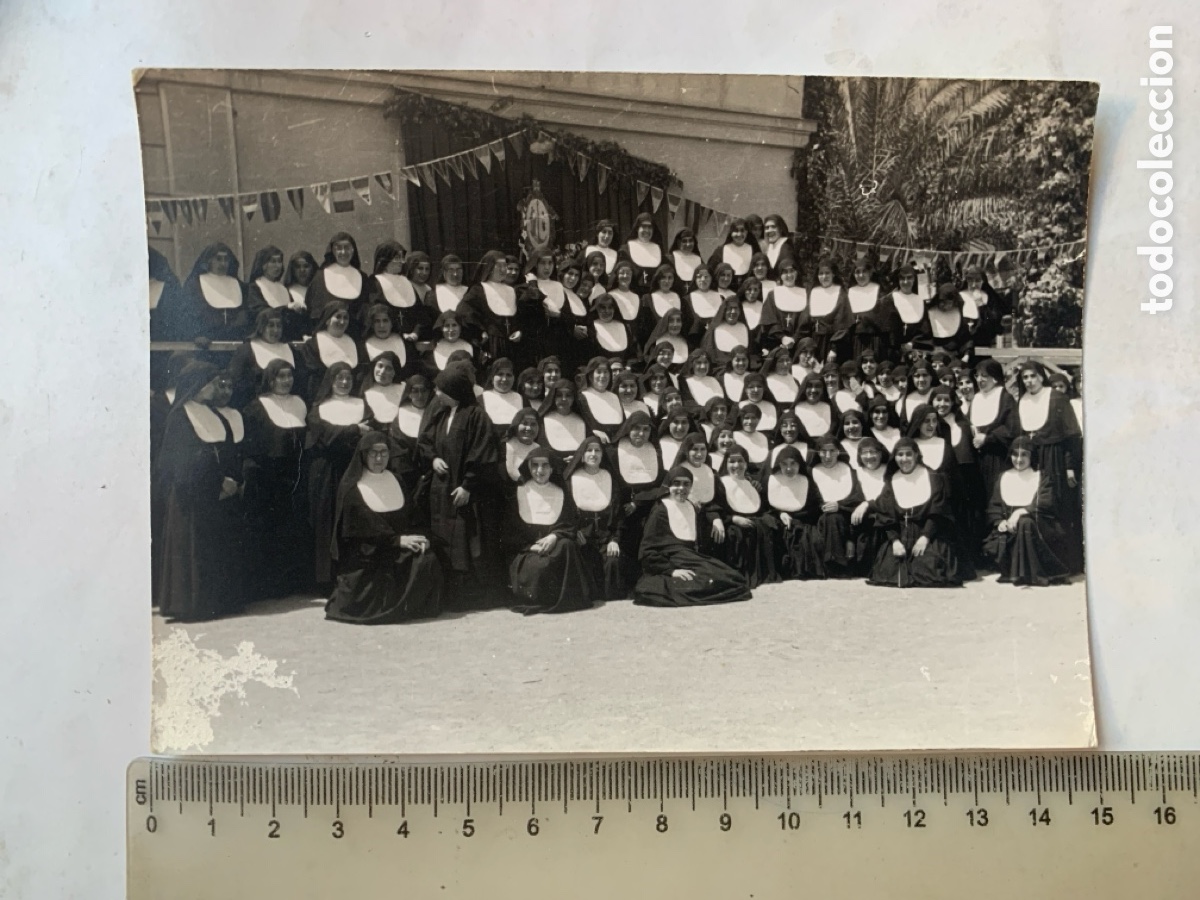 Fotografia antica: FOTO. GRUPO DE RELIGIOSAS SALESIANAS, HIJAS DE MAR&Iacute;A AUXILIADORA, ENCUENTRO. FOT&Oacute;GRAFO?. LOCALIDAD?.