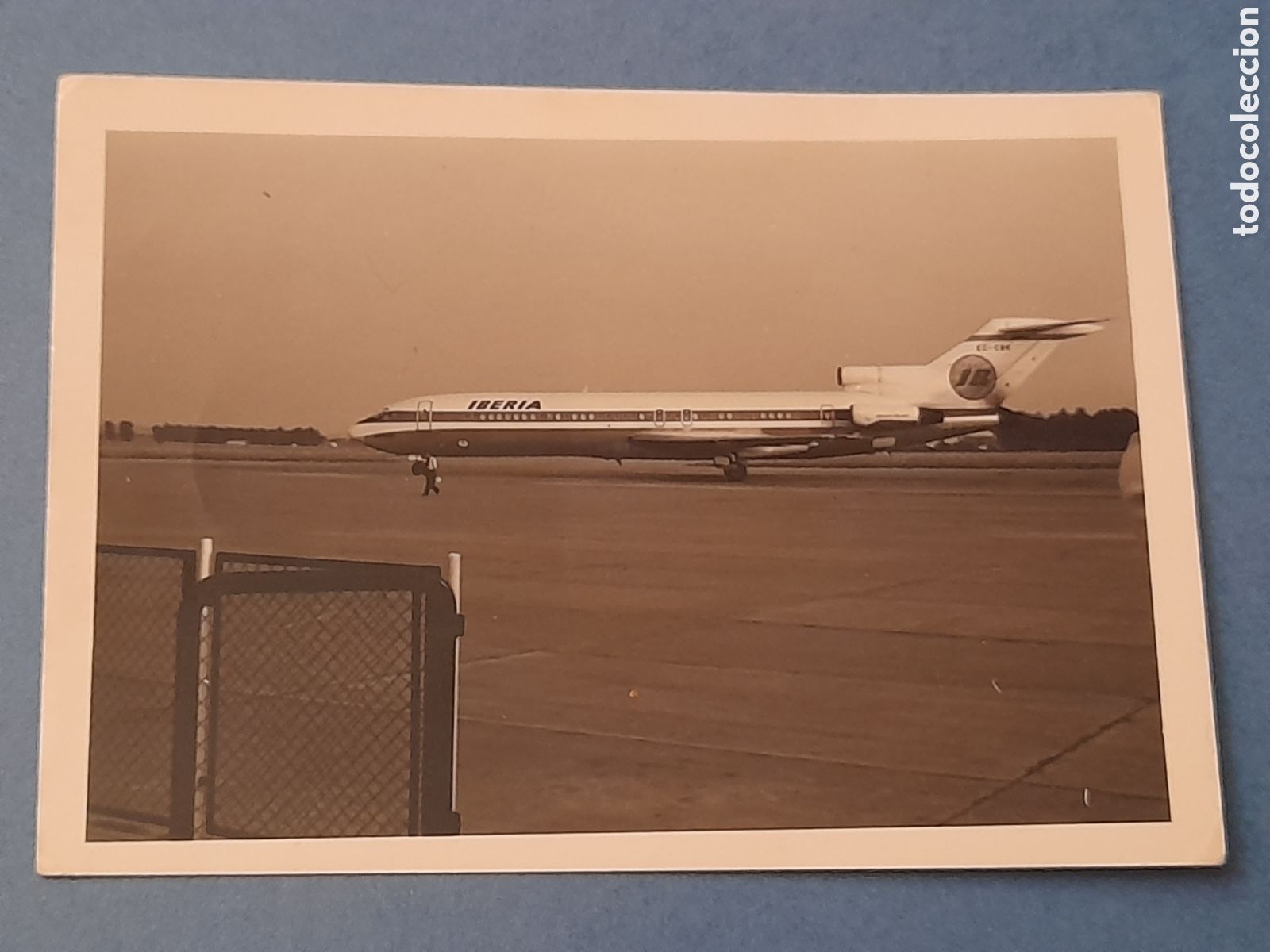 Fotograf&iacute;a antigua: Foto avi&oacute;n Iberia. Medidas 11x7.5