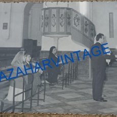 Fotografía antigua: AÑOS 50, INTERIOR IGLESIA DE LA PALMA, ALGECIRAS, FOT. MARTIN, 14X9 CMS