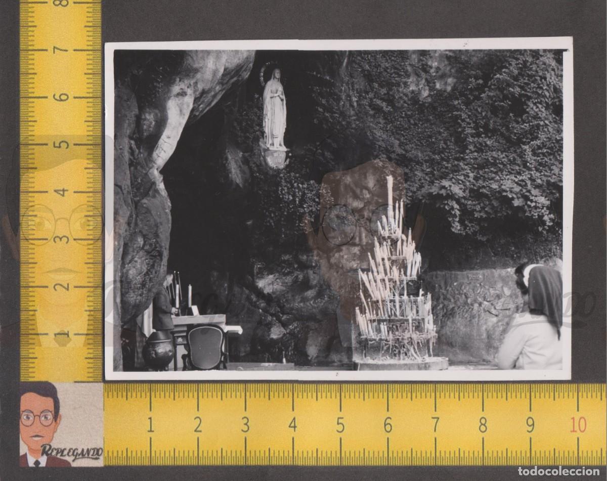 Fotograf&iacute;a antigua: VIRGEN DE LOURDES EN GRUTA INMACULADA CONCEPCI&Oacute;N MAR&Iacute;A - FOTO ANTIGUA A&Ntilde;O 1959 - FRANCIA SANTUARIO