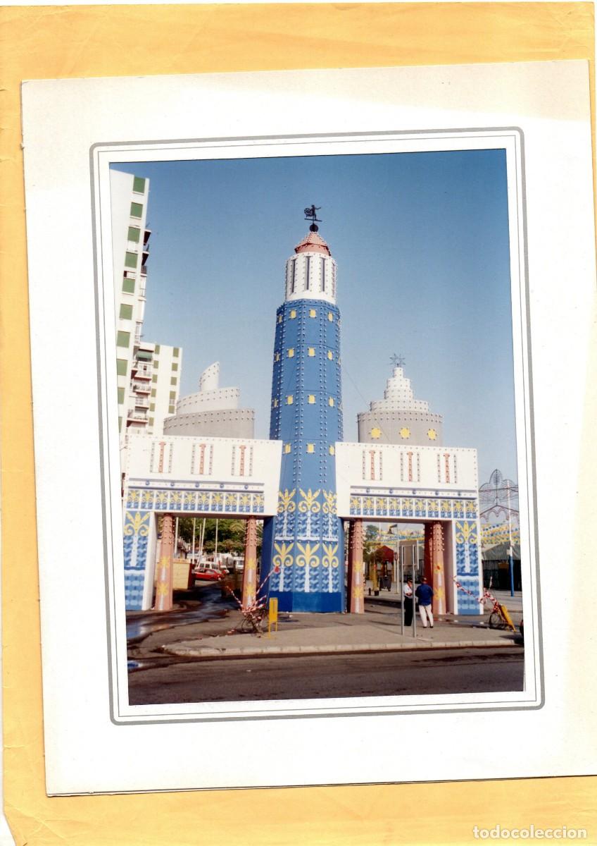 Fotografia antica: ALGECIRAS FERIA REAL 2001 FOTO ORIGINAL DE LA PORTADA DEL RECINTO FERIAL 25X20