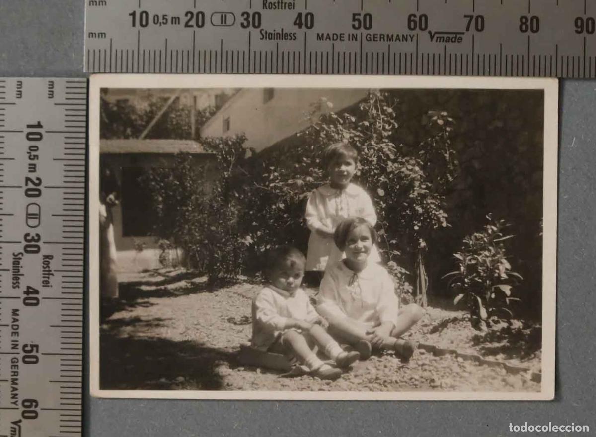 Alte Fotografie: FOTOGRAFIA. NI&Ntilde;OS EN JARDIN