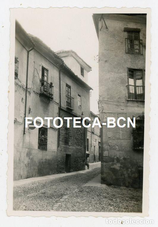 Fotografia antiga: FOTO ORIGINAL TODELO CALLE DE LOS REYES CATOLICOS A&Ntilde;O 1950