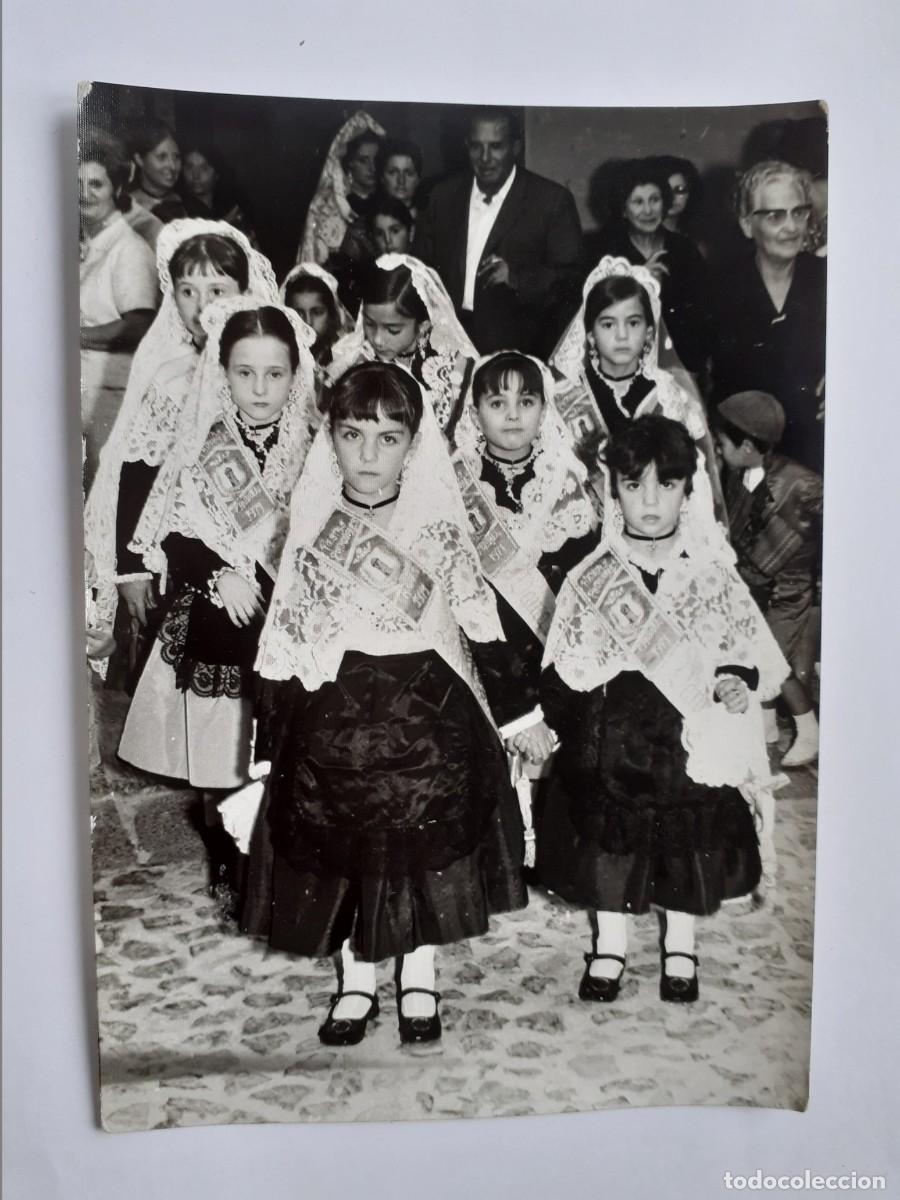 Alte Fotografie: FOTOGRAFIA - NI&Ntilde;AS FALLAS NI&Ntilde;AS FALLERAS (18x 13 cm)