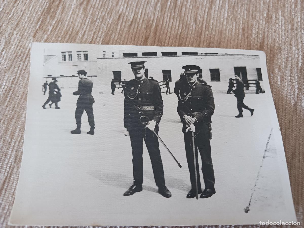 Fotograf&iacute;a antigua: ANTIGUA FOTOGRAFIA, militares con sables, 10 x 8 cm