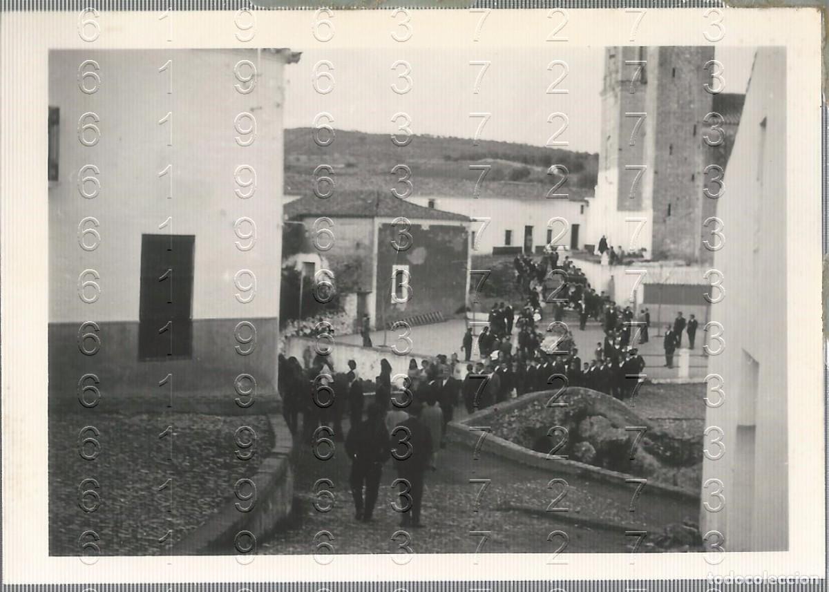 Fotografia antiga: TRASIERRA BADAJOZ 1968 SEMANA SANTA FOTOGRAFIA UNICA 11X7 L97