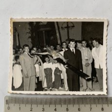 Fotografía antigua: FOTO. PROCESION STO. CRISTO EN LOS POBLADOS MARÍTIMOS. VALENCIA. CERVERA, FOTOG. 23 SEPTIEMBRE 1955.