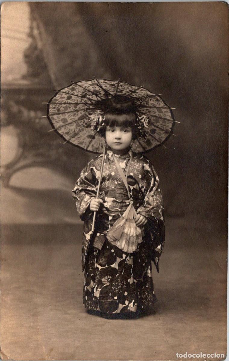 Photographie ancienne: Ni&ntilde;a - Princesita Oriental - Kimono - Sombrilla - Sin datos - 135x85mm