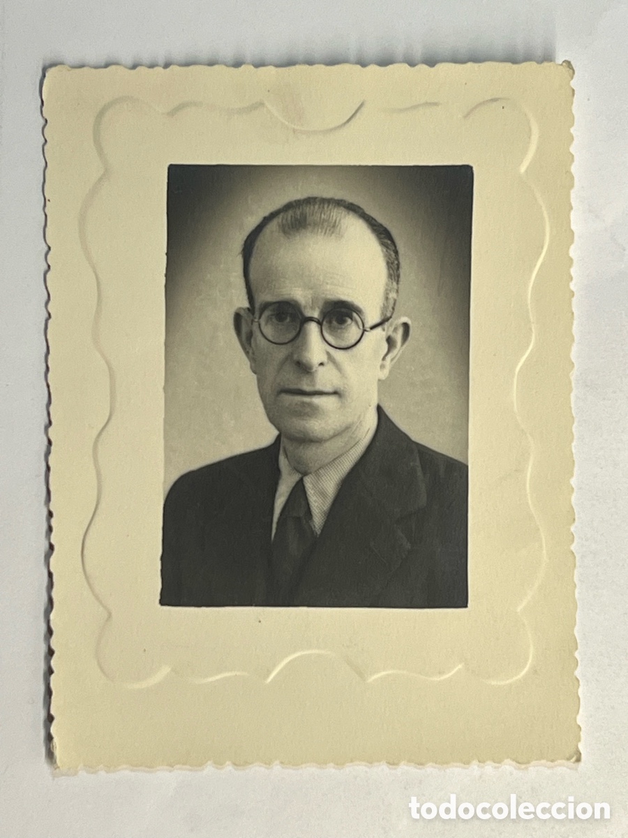 Fotograf&iacute;a antigua: Fotograf&iacute;a Se&ntilde;or con gafas Quevedo &hellip; (h.1950?)