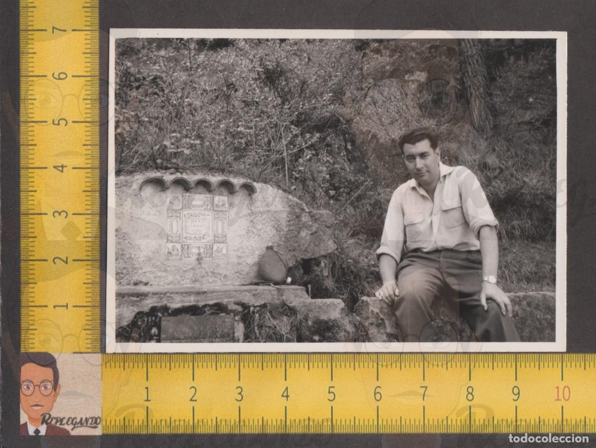 Antique Photography: EXCURSIONISTA EN FUENTE MONTA&Ntilde;A PIRINEO CATALUNYA &iquest;PEGUERA? &iquest;BERGUED&Aacute;? / FOTO ANTIGUA A&Ntilde;OS 50