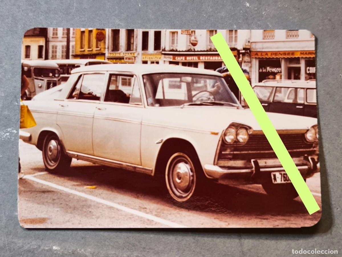 Photographie ancienne: Antigua fotograf&iacute;a. Coche Seat 1500. A&ntilde;os 60/70.