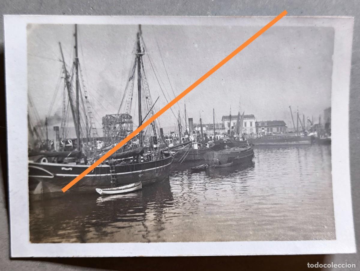 Fotografia antiga: Antigua fotograf&iacute;a. Puerto de Gij&oacute;n. A&ntilde;os 20.
