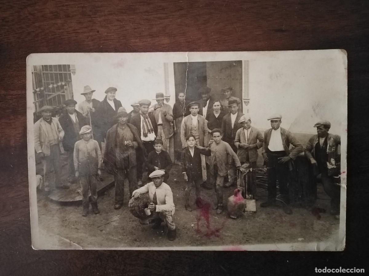 Fotografia antica: Antigua fotograf&iacute;a trabajadores Bodega o Finca. Andaluc&iacute;a.