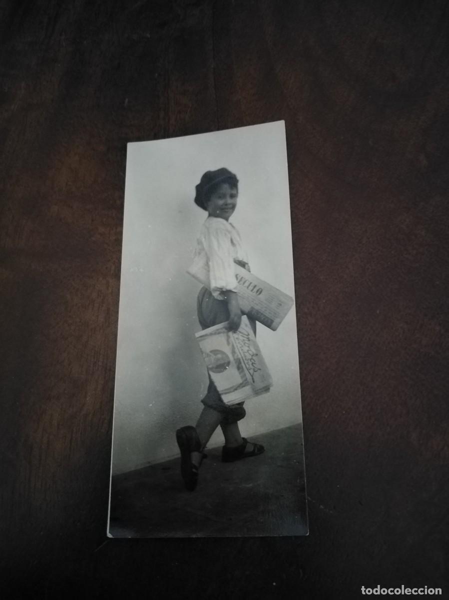 Fotografia antiga: Fotograf&iacute;a original a&ntilde;o 1929 ni&ntilde;o repartidor del Diario Jornal &rdquo;O Seculo&rdquo;de Portugal.