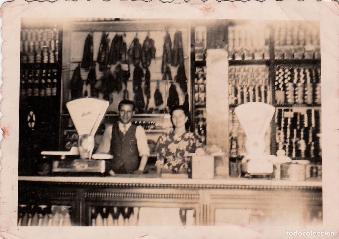 Antique Photography: Magn&iacute;fica foto. Ultramarinos. Tienda de coloniales. Embutidos conservas... A&ntilde;os 30-40. h aa